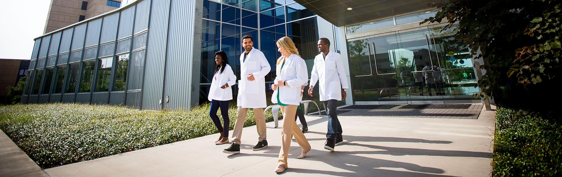 UNT HSC- people walking
